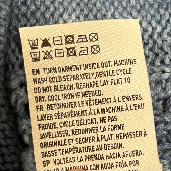 American Eagle Outfitters Cotton Dye Light Blue Sweater - Picture 9 of 9